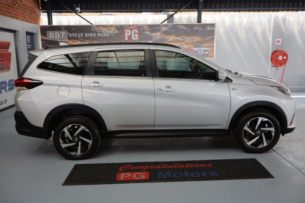 2019 Toyota Rush 1.5 S — image 1 of 2