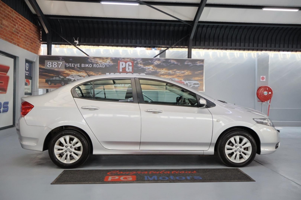 2013 Honda Ballade 1.5 Comfort Auto — image 1 of 2