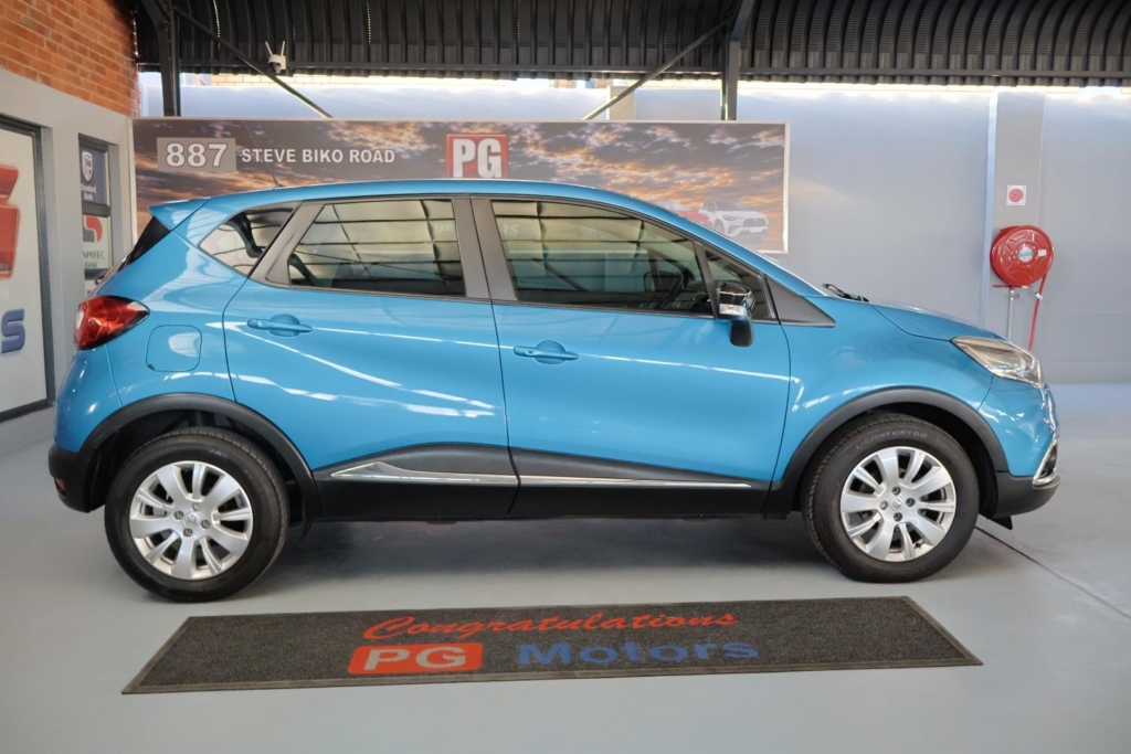 2016 Renault Captur 66kW Turbo Expression — image 1 of 2