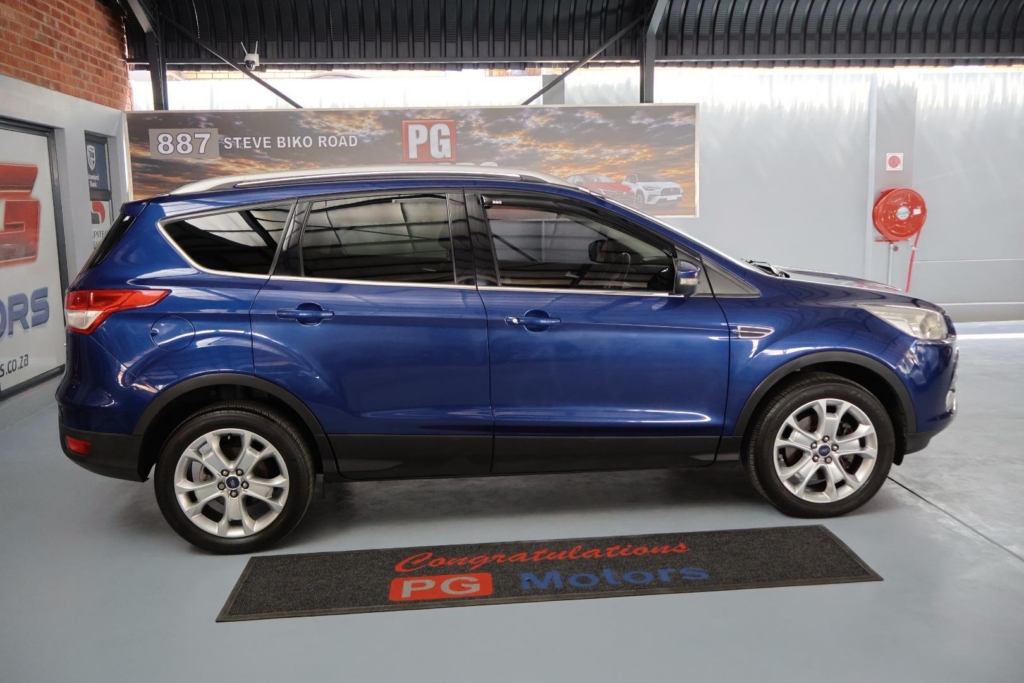2017 Ford Kuga 2.0TDCi AWD Trend — image 1 of 2