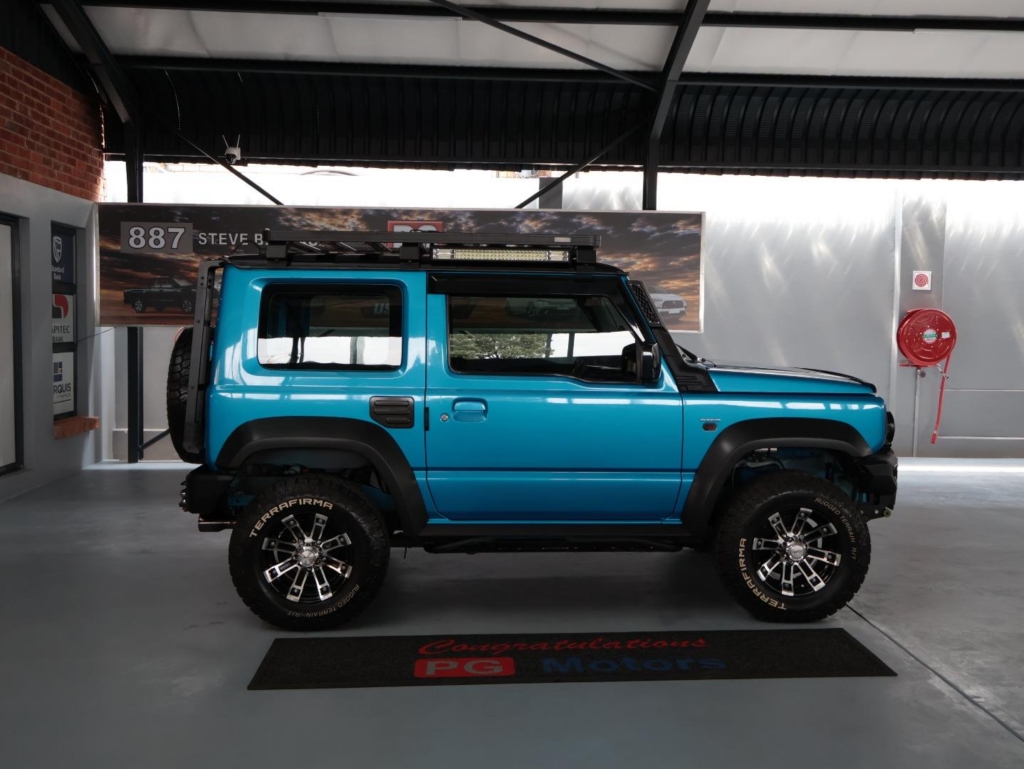 2019 Suzuki Jimny 1.5 GLX AllGrip — image 1 of 2